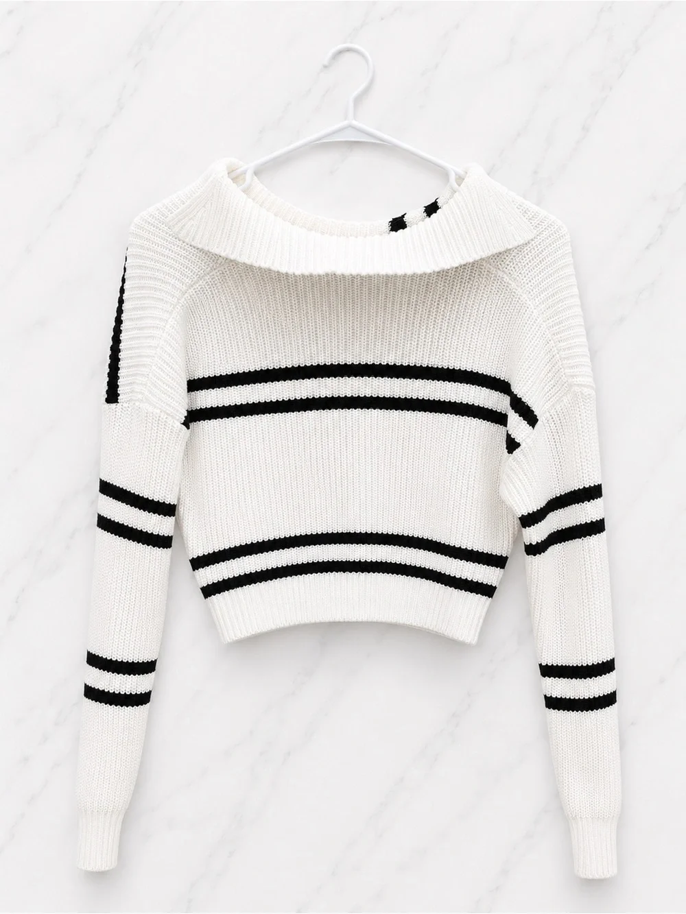 White Black Striped Cropped Knit Sweater Collared V Neck Polo Pullover | Small - Picture 3 of 4